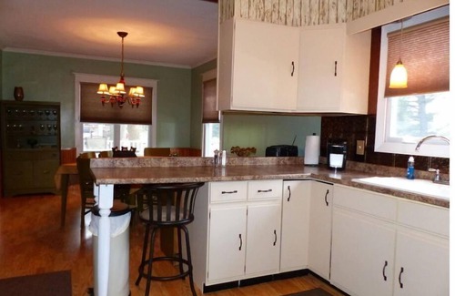 Thendara Casa | Bears Den vacation home 1 minute from downtown Old Forge