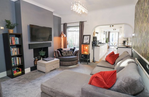 Smethwick Cabaña | Bearwood Boutique Stay