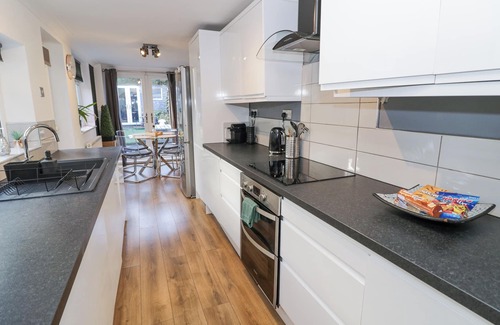 Smethwick Cabaña | Bearwood Boutique Stay