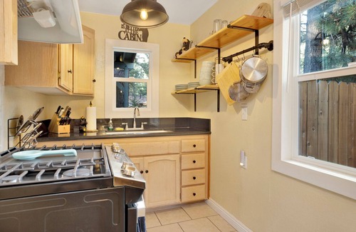 Boulder Bay Cabina | Beary Cozy Cabin #2315