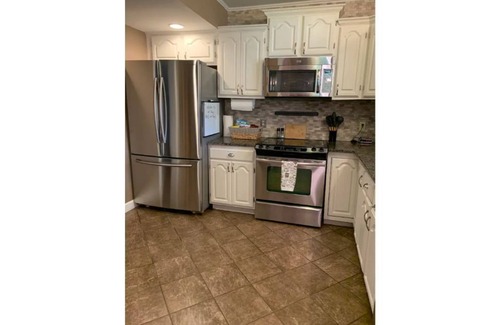 Royal Pines Casa | Beary Relaxing-Cozy Getaway for Family and Friends- Pet Friendly