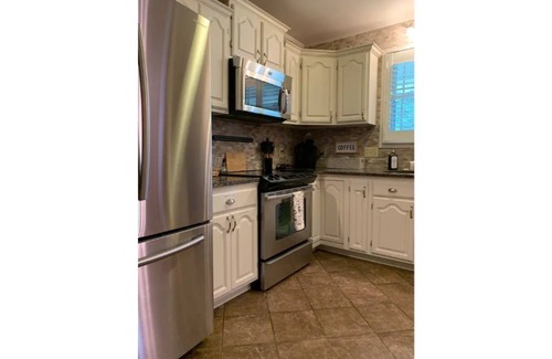 Royal Pines Casa | Beary Relaxing-Cozy Getaway for Family and Friends- Pet Friendly