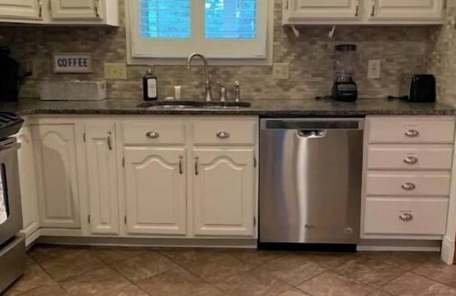 Royal Pines Casa | Beary Relaxing-Cozy Getaway for Family and Friends- Pet Friendly