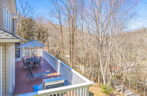 Bryson City Casa | Beary Relaxing
