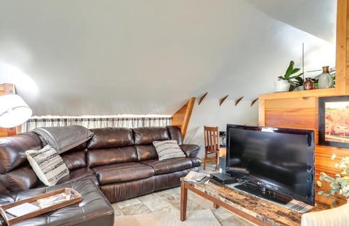 Holmesville Apartamento | Beatrice Studio with Fire Pit Near Golf!