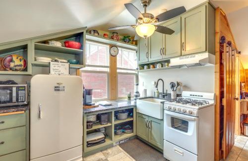 Holmesville Apartamento | Beatrice Studio with Fire Pit Near Golf!