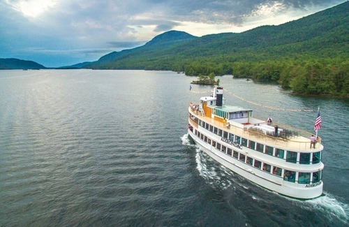 Lake George Cabaña | Beatty Road Cottage - A pasos del agua, restaurantes y actividades