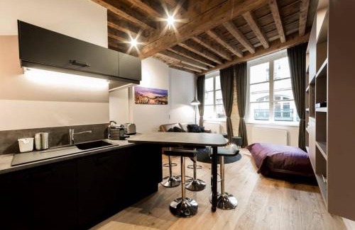 Old Lyon Apartamento | Beau bijou au cœur du Vieux Lyon AIL