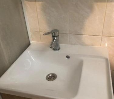 Rosny-sous-Bois Apartamento | Beau F2 Paris face gare de Rosny
