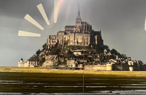 Avranches Apartamento | Beau Loft room proche mont saint Michel jaccuzi illimité en plein centre Avranches