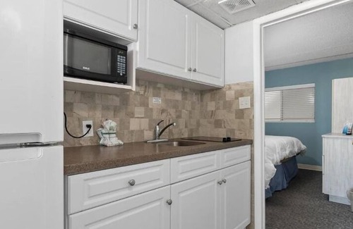 Wildwood Crest Hotel | Beau Rivage Beach Resort
