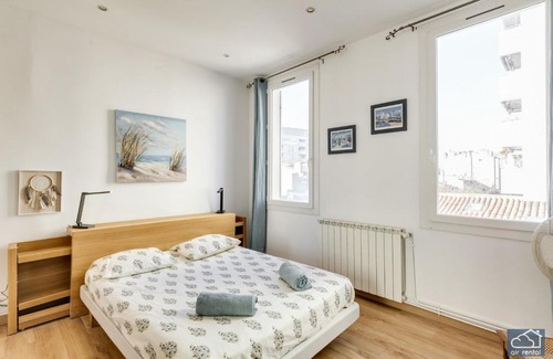 Notre-Dame du Mont Apartamento | Beau T2 renovated coeur de ville - COURS JULIENCASTELLANE - Air Rental