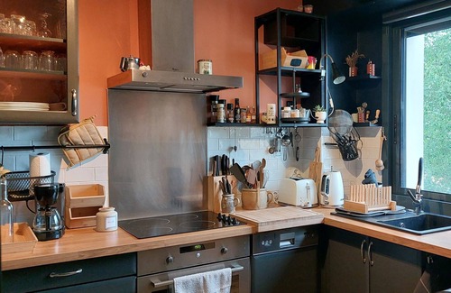 Challans Apartamento | Vrbo Property