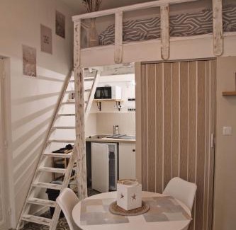 Beaucaire Apartamento | Beaucaire cocoon 2/quais/cité médiévale/nature