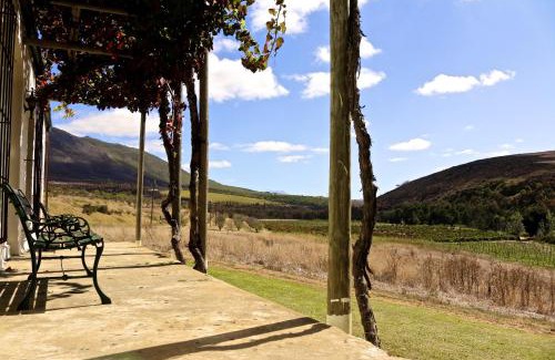 Bot River Casa | Beaumont Family Wines