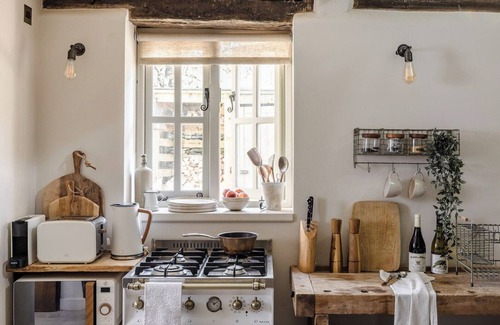 Stow-on-the-Wold Casa | Beauport Cottage - Stow-on-the-Wold, Beautiful Mezzanine Cottage in the heart of Stow