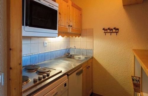 Doucy-Combelouviere Apartamento | Beauregard 2P6M - One Bedroom Apartment, Sleeps 6