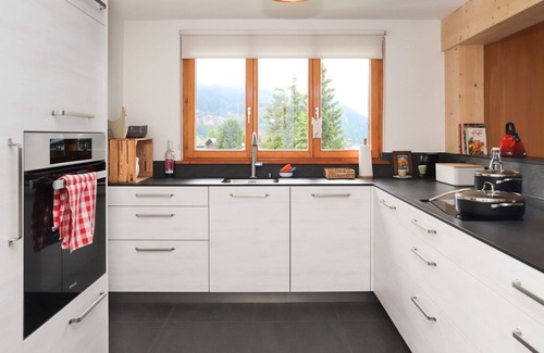 Verbier Apartamento | Beausoleil 9 by Interhome