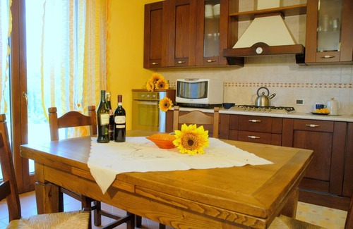 Castelnuovo di Garfagnana Villa | Casa de vacaciones privada con WIFI, piscina privada, jacuzzi, TV, patio, vista panorámica