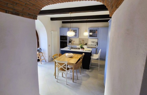 San Romano in Garfagnana Villa | ¡Un molino de agua bellamente renovado con su propia piscina y cascada!