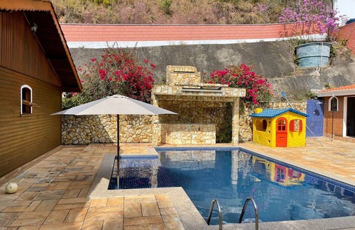 Igarata Casa | Beautiful farm in Igarata right on the dam.