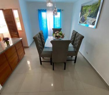 Punal Apartamento | Beautiful apartment near STGO airport