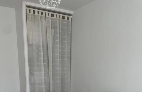Besse-en-Chandesse Apartamento | BEAUTIFUL RENOVATED APARTMENT / Besse-et-Saint-Anastaise - 3 ROOMS - 5 PEOPLE