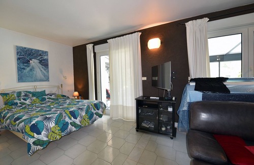 Saint-Clement-de-Riviere Villa | Very beautiful architect villa 200 m 2 with swimming pool