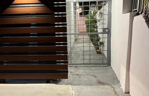 Los Jardines Apartamento | Beautiful Cozy Los Jardines, 1 Floor