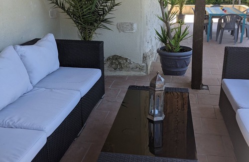 Saint-Colomb-de-Lauzun Casa | Beautiful detached house with PRIVATE salt water 10m x 4.2m SWIMMING POOL