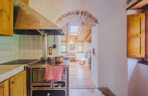 Velva Apartamento | Hermoso apartamento para 4 personas con WIFI, TV y patio