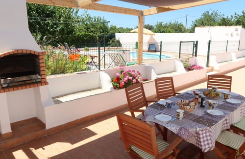 Murta Casa | Estupenda casa de vacaciones privada con WIFI, piscina privada, A/C, TV, terraza y aparcamiento