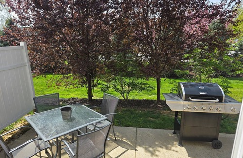 Leacock-Leola-Bareville Casa | Beautiful townhouse 10 minutes from Lancaster city and Dutch Wonderland