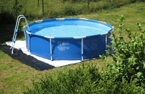 Police nad Metuji Casa | Maravillosa casa de vacaciones privada con piscina privada, WIFI, terraza y mascotas permitida