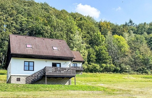 Starkov Casa | Casa de vacaciones privada con WIFI, piscina, TV, patio, mascotas permitida, vista panorámica