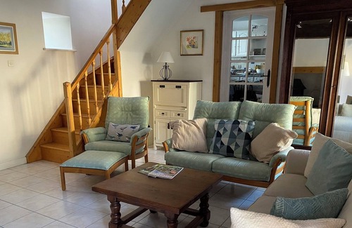 Montjoie-Saint-Martin Casa | Beautiful barn conversion in rural Normandy hamlet