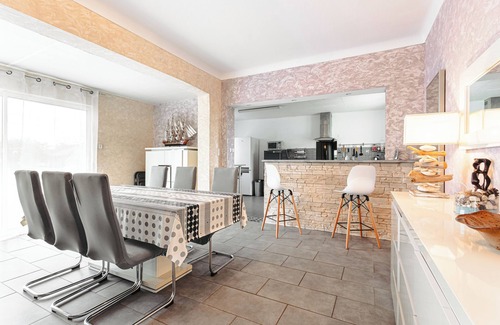Boyardville Casa | Bella Casa Boyardville con piscina climatizada a 900 m de la playa