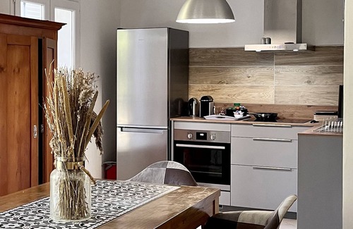 Santa-Lucia-di-Moriani Apartamento | Beautiful privately furnished holiday flat