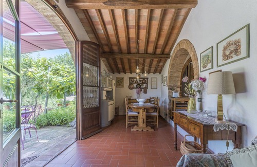 Poggibonsi Villa | Estupenda casa de vacaciones privada con piscina, WIFI, A/C, TV, veranda, cerca de San Gimignano