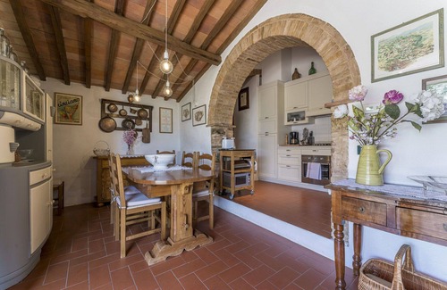 Poggibonsi Villa | Estupenda casa de vacaciones privada con piscina, WIFI, A/C, TV, veranda, cerca de San Gimignano