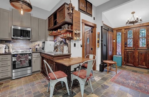 East Side Apartamento | Beautiful 1 Bdrm Apt in Prime ATL Location!