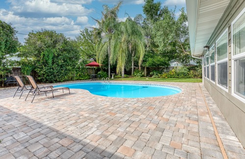 Southern Oaks Apartamento | Beautiful 1 Bed Studio Overlooking Pool Oasis