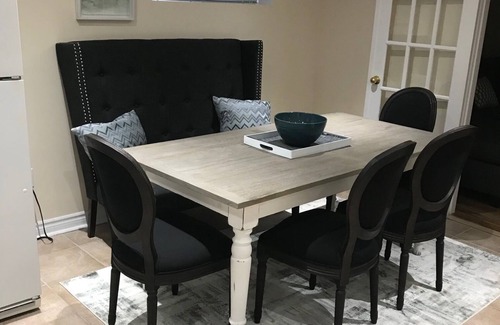 Lisgar Apartamento | Hermoso apartamento de 1 dormitorio en planta baja.