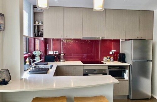 Coogee Apartamento | Beautiful 1 bedroom unit 1 block from Coogee beach