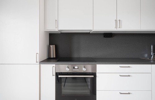 Vasteras Municipality Apartamento | Beautiful 1 BR close to the city