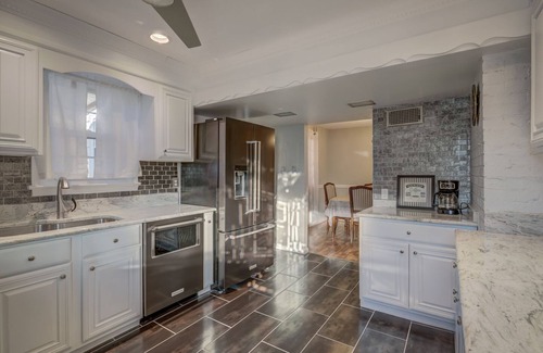 Franconia Casa | Beautiful 1 BR with private bathroom in a house