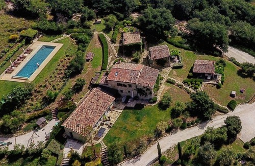 Montelovesco Cabaña | Beautiful 16th Century Stone Cottages to Rent