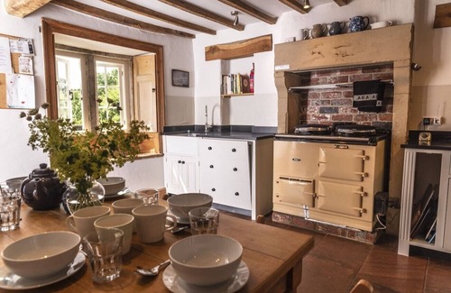 Millers Dale Casa | Beautiful 18th Century Farmhouse in the Heart of the Peak District
