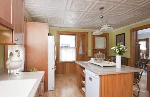 Port Washington Casa | El Bailey House Bed & Bike Inn