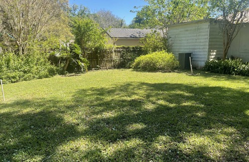 Lakewood Casa | Beautiful 1946 Bungalow close to downtown Jacksonville with Guesthouse